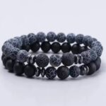 Bransoletka z howlitu szarego z dodatkami lawy 2 szt. komplet