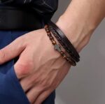 Bransoletka ze skóry z krzyżykiem - obrazek 4